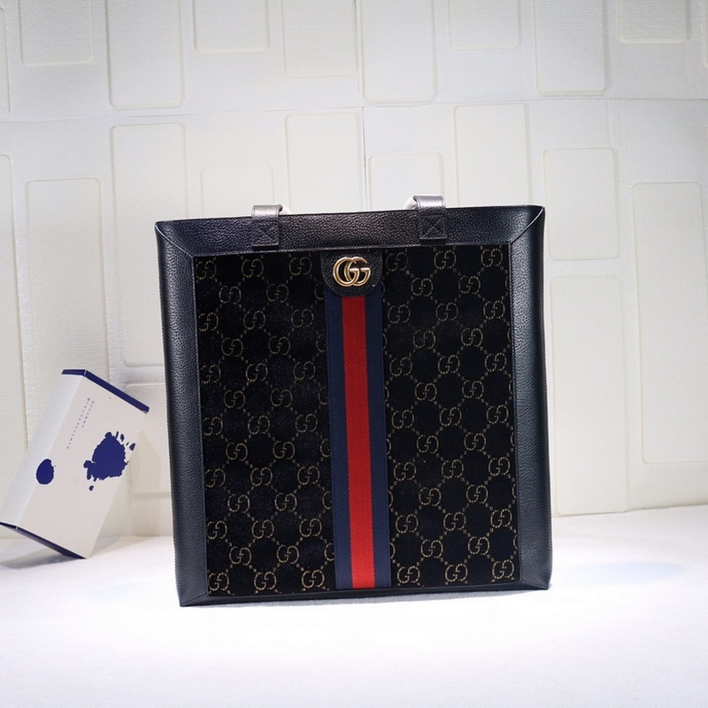 Gucci Handbags 485